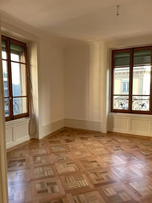 Magnifique Appartement En Plein Centre De Geneve Svizzera
